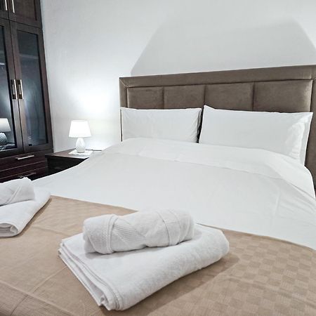 Lake Park 2Br Apartment Тирана Екстериор снимка