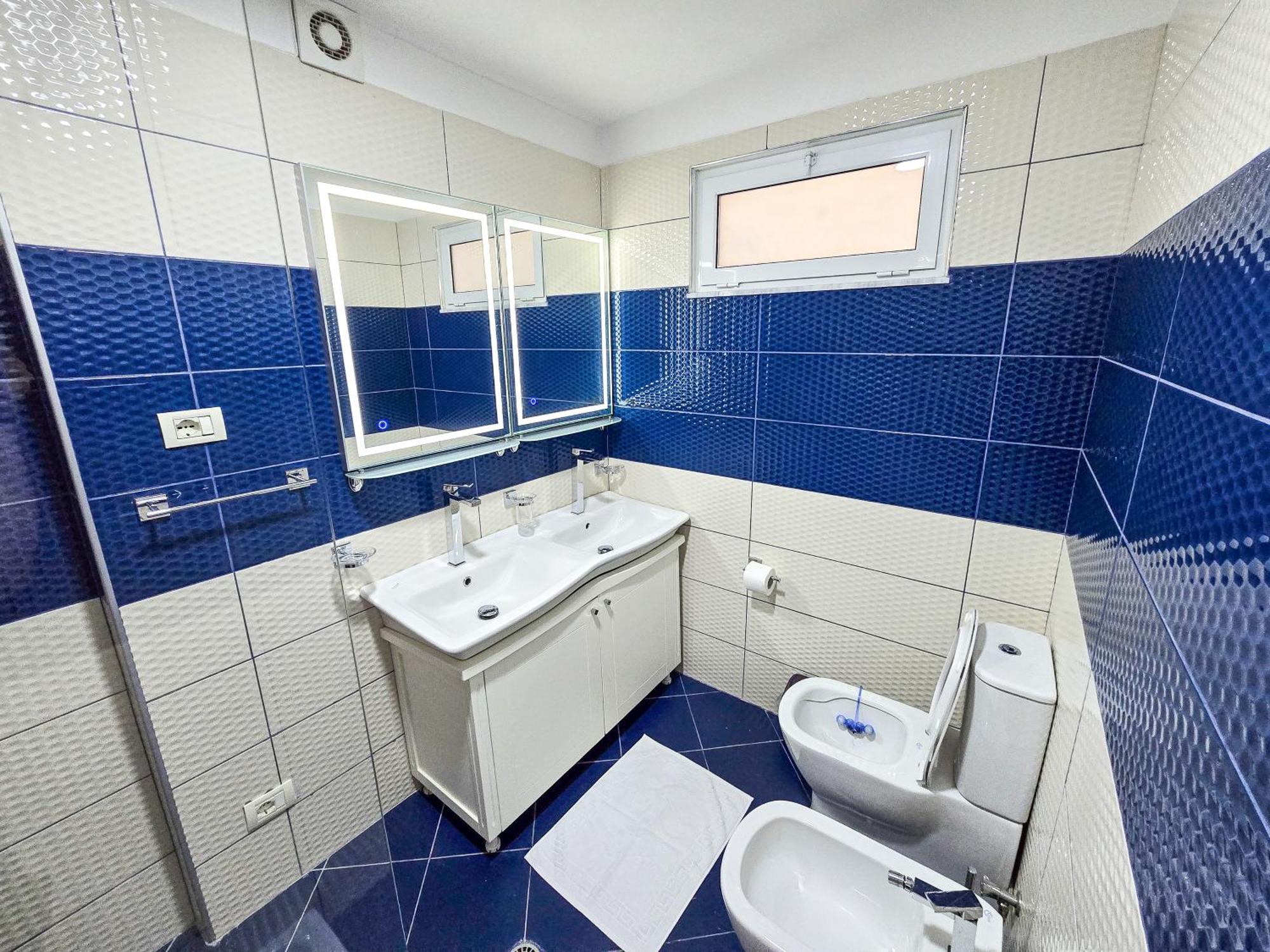 Lake Park 2Br Apartment Тирана Екстериор снимка