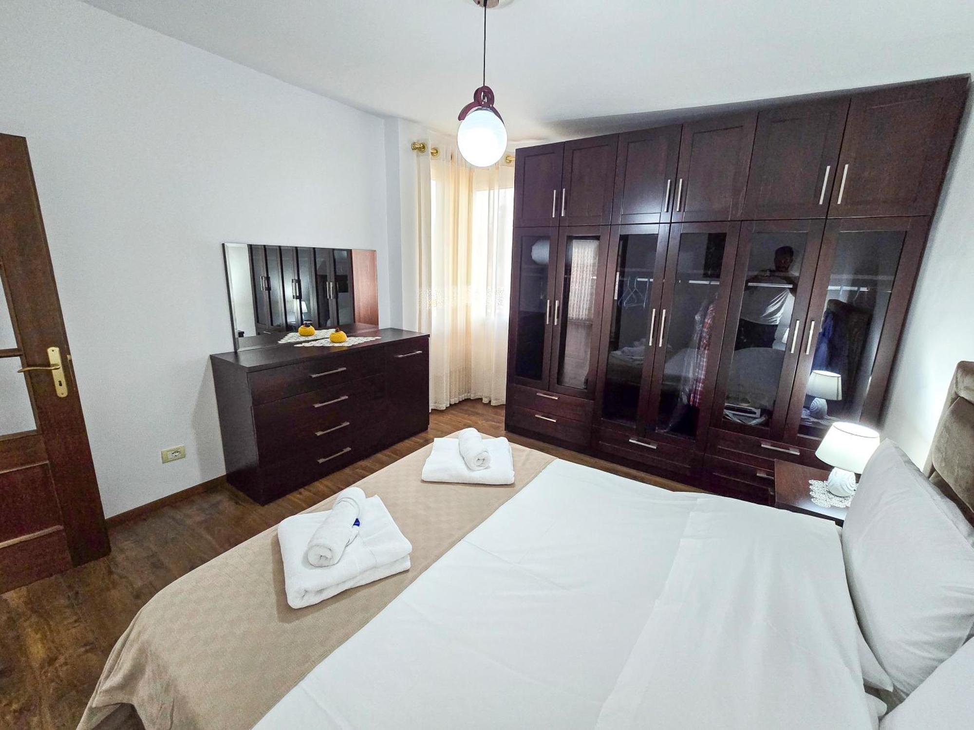 Lake Park 2Br Apartment Тирана Екстериор снимка