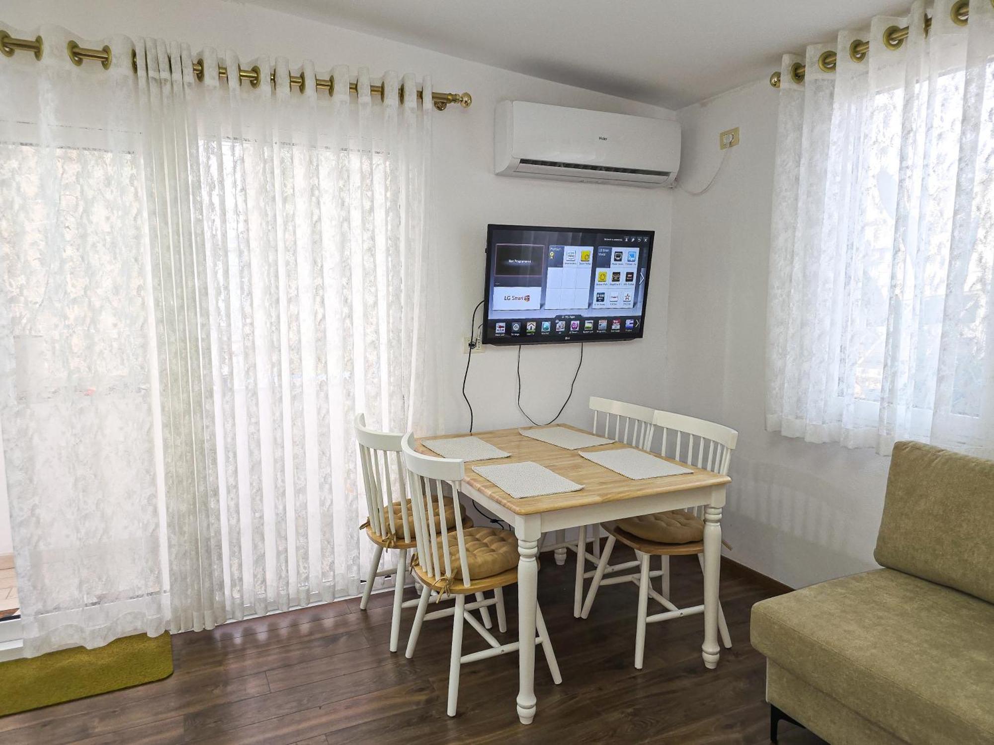 Lake Park 2Br Apartment Тирана Екстериор снимка