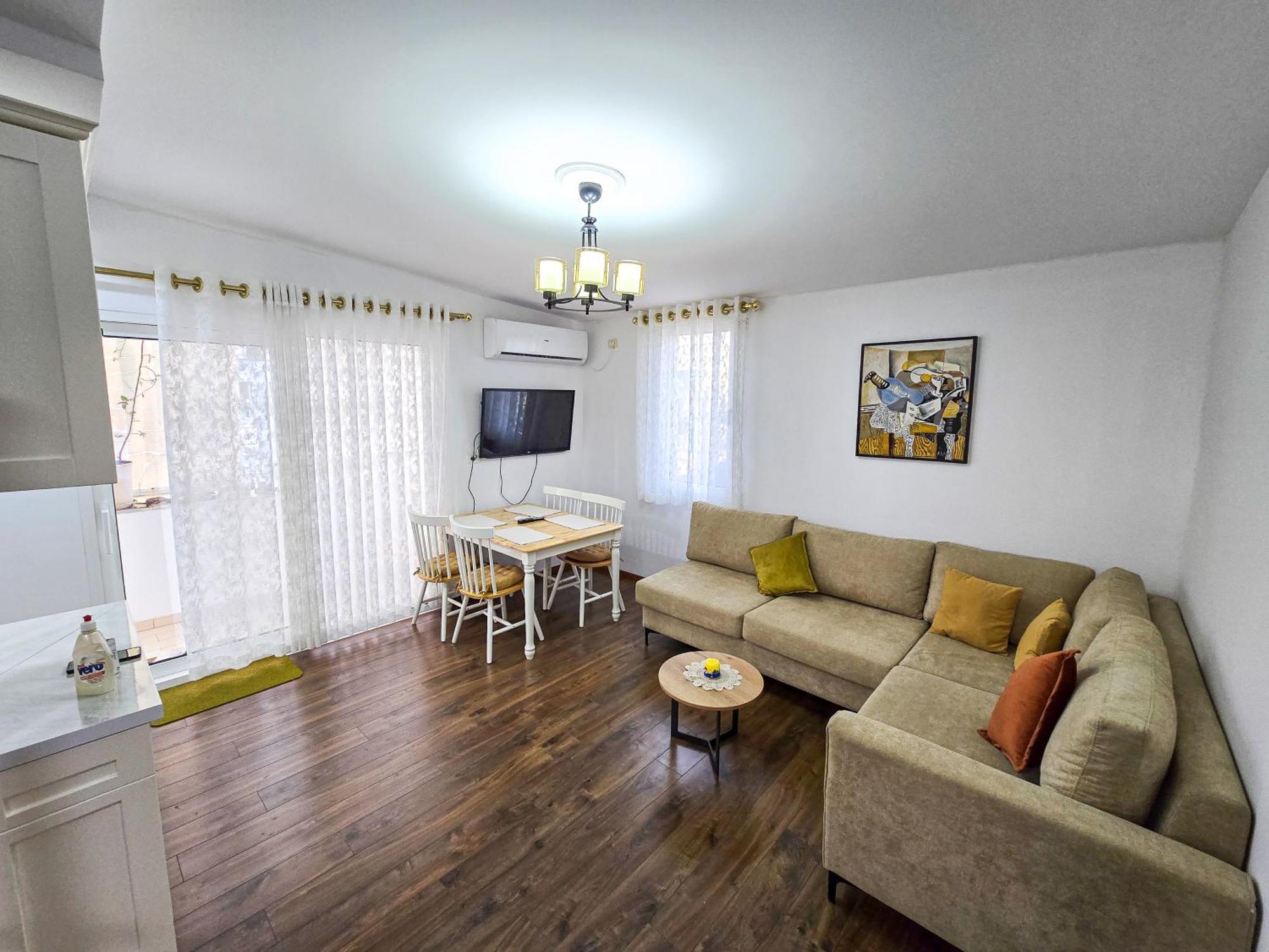 Lake Park 2Br Apartment Тирана Екстериор снимка